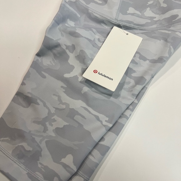 Lululemon Wunder Under HR high rise short 10” jacquard - Picture 8 of 8